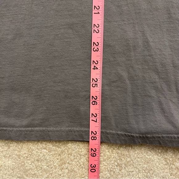 Disney Parks Shirt Adult Extra Large Gray Blue Pocket Graphics Crew Neck Mens - Picture 9 of 10